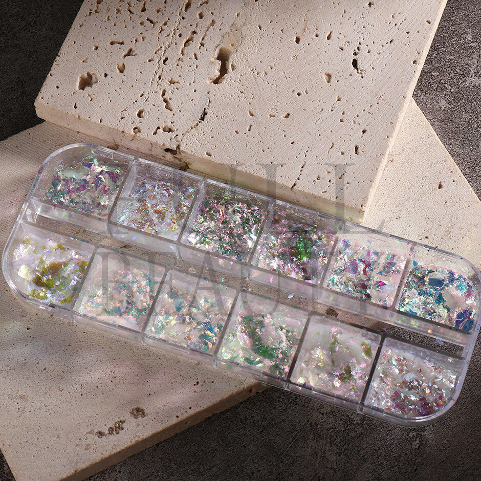 12 Grids Iridescent Nails Aurora Glitter Crystal Fire Flakes Holographic Sparkle Sequins Charms Gel Polish Manicure Flash CHJDP