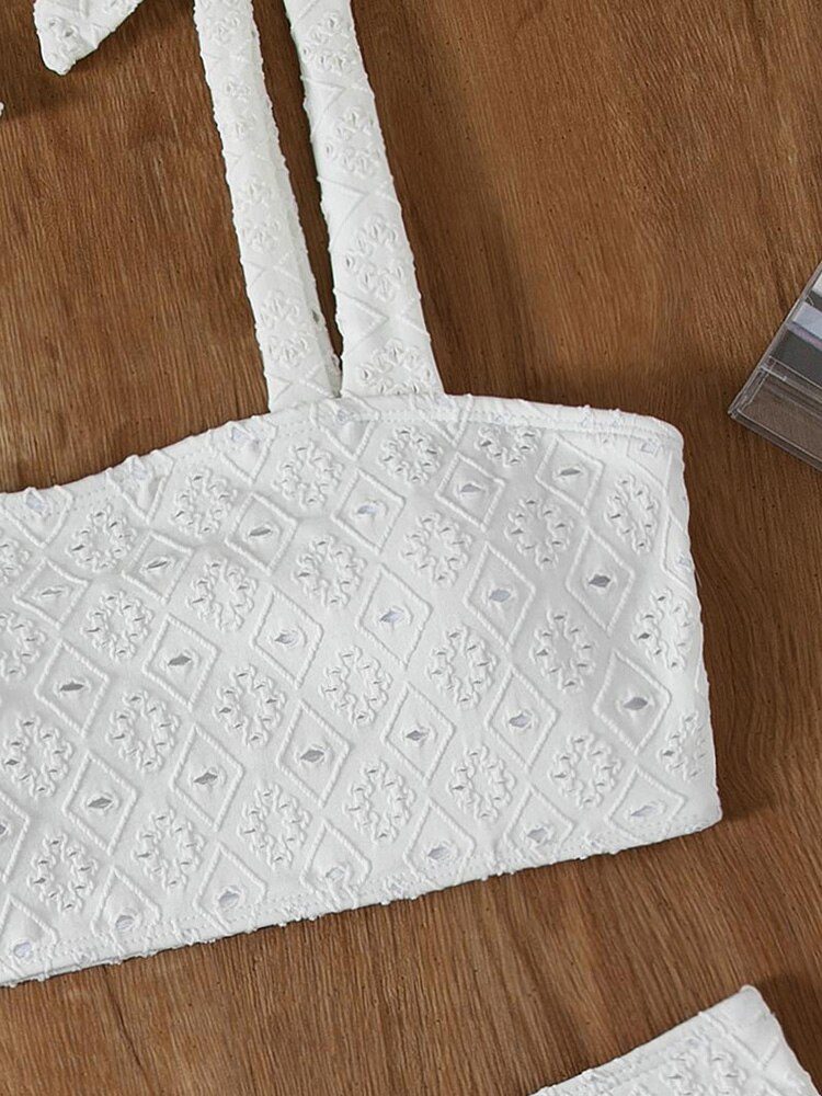 White Color Bikinis Bandeau Swimwear Women Swimsuit Sexy Ruffles Bikini Set Thong Beachwear Summer Bath Suit Hollow Out Biquini