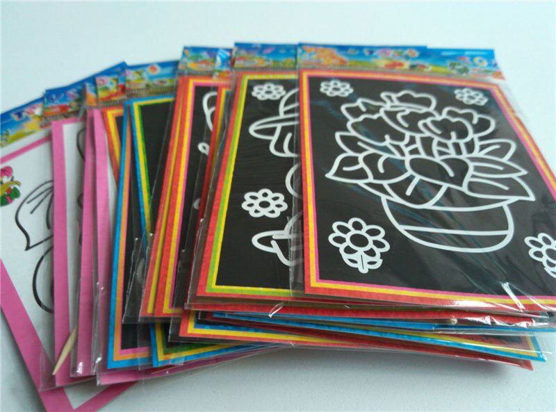 10 pcs 13x 9.8cm Scratch Art Paper Magic Painting Paper with Drawing Stick For Kids Toy Colorful Drawing Toys