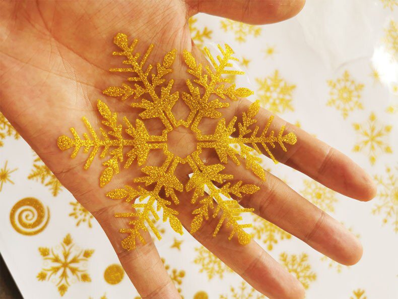 Glitter Effect Snowflake Electrostatic Wall Sticker Christmas Kids Room Decor Glass Window Home Decoration New Year Wallpaper
