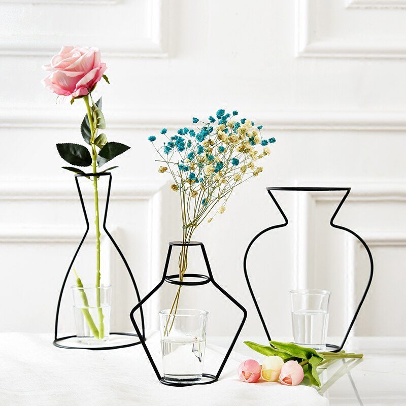 Retro Iron Line Table Flowers Vase Pot Ornament Metal Plant Holder Nordic Styles Flower Vase Home Garden Decorations Wedding Retro Iron Line Table Flowers Vase Pot Ornament Metal Plant Holder Nordic Styles Flower Vase Home Garden Decorations Wedding