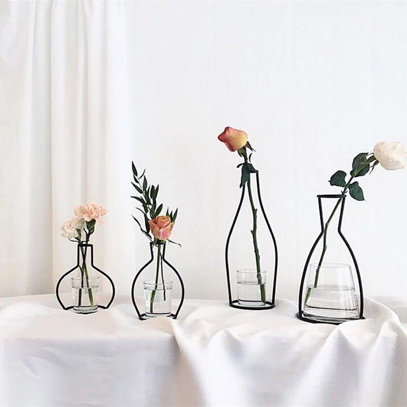 Retro Iron Line Table Flowers Vase Pot Ornament Metal Plant Holder Nordic Styles Flower Vase Home Garden Decorations Wedding Retro Iron Line Table Flowers Vase Pot Ornament Metal Plant Holder Nordic Styles Flower Vase Home Garden Decorations Wedding