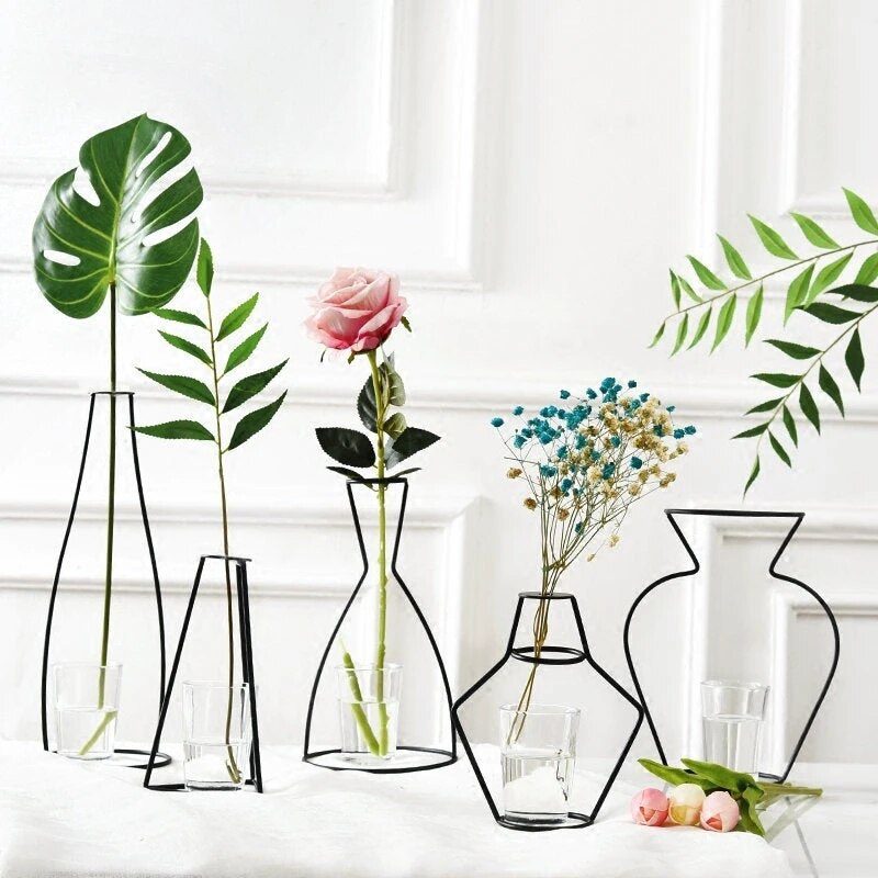 Retro Iron Line Table Flowers Vase Pot Ornament Metal Plant Holder Nordic Styles Flower Vase Home Garden Decorations Wedding Retro Iron Line Table Flowers Vase Pot Ornament Metal Plant Holder Nordic Styles Flower Vase Home Garden Decorations Wedding
