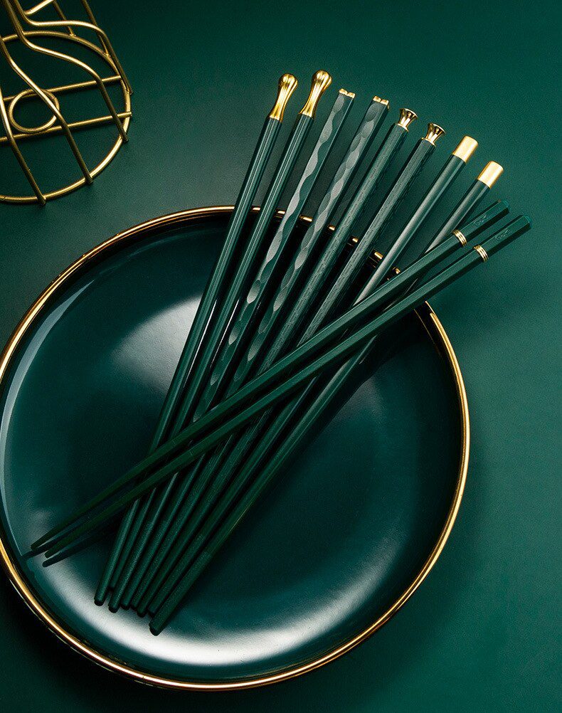 5Pairs High Quality Japanese Non-Slip Chopsticks Korean Home Hotel Restaurant Portable Healthy Food Stick For Sushi Chopsticks