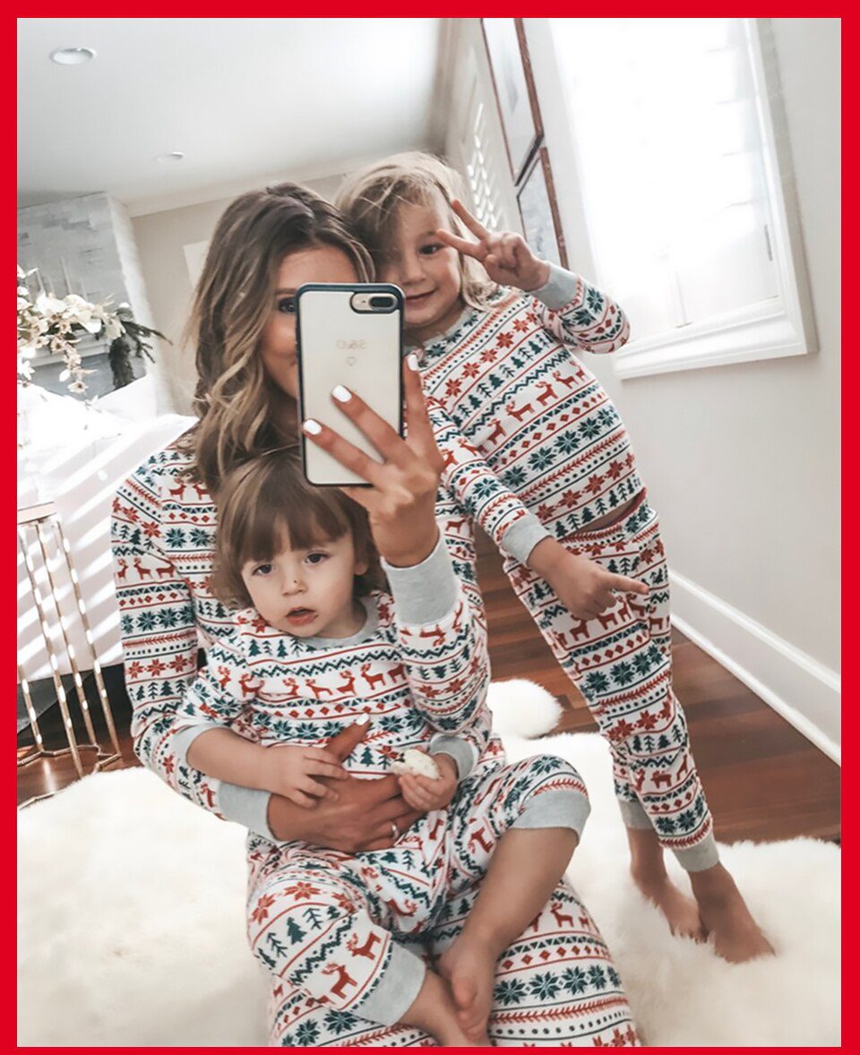 Christmas Pajamas Family Matching 2022 New Year Father Mother Kids Baby Look Clothes Set Dad Mom And Daughter Son Pyjamas Outfit