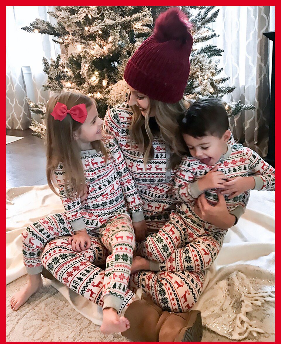 Christmas Pajamas Family Matching 2022 New Year Father Mother Kids Baby Look Clothes Set Dad Mom And Daughter Son Pyjamas Outfit