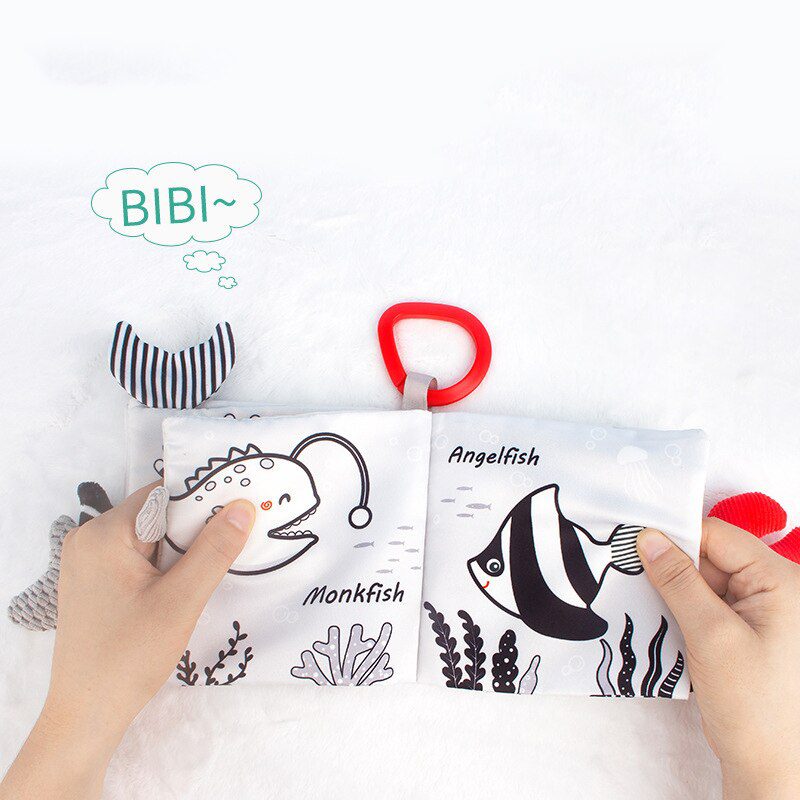 Baby Cloth Book Toy Black White Cloth Activity Book Sensory Books for Babies Kids Early Development montessori Toys 0 12 Months