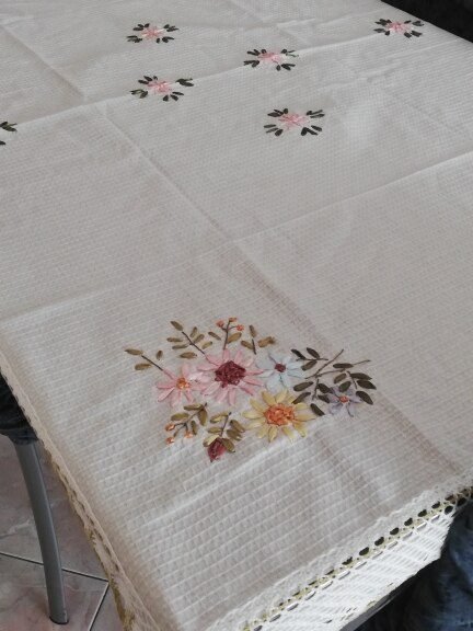 Europe Flowers Tablecloth White Hollow Lace Cotton Linen Dustproof Table cloth Wedding Banquet TV Cabinet Cover Cloth