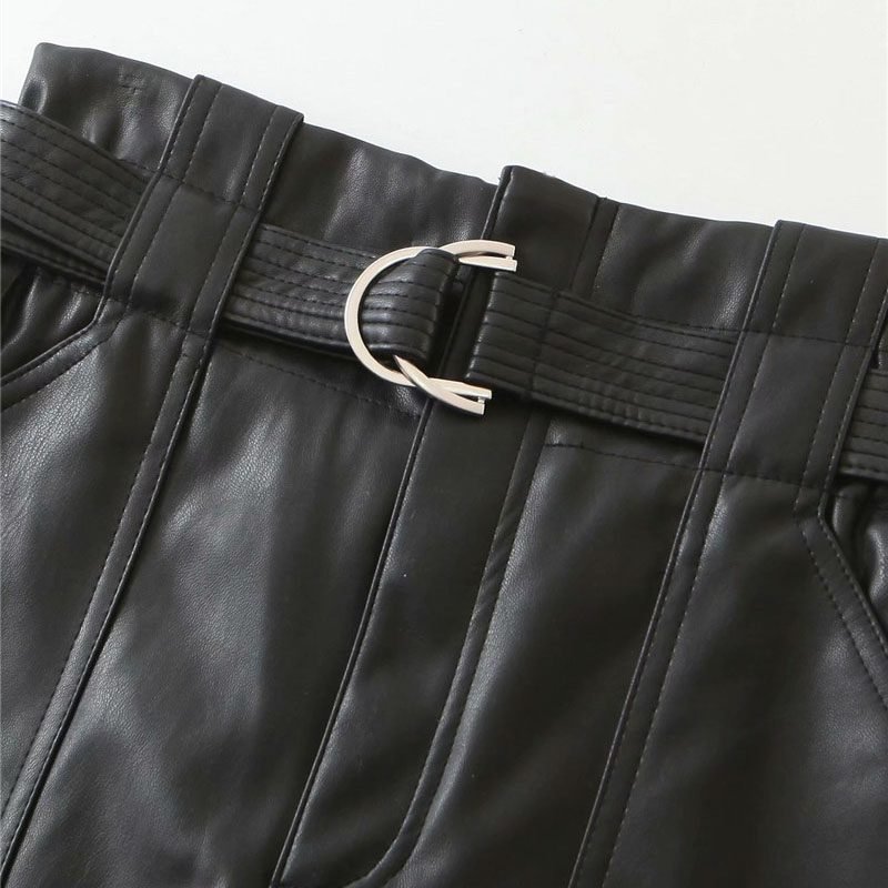 TRAF Women Chic Fashion With Belt Faux Leather Shorts Vitnage High Waist Zipper Fly Pockets Female Short Pants Mujer