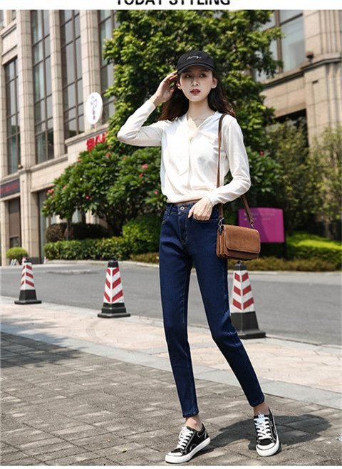 Winter Warm Jeans Woman 2020 High Waist Casual Velvet Ladies Trousers Female Pantalon Denim jeans for Women Pants Plus size 40