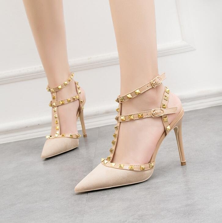 Roman fashion rivet sandals 10CM PUMPS Woman shoes Sexy nightclub stiletto heels patent-leather metallic rivet hollow