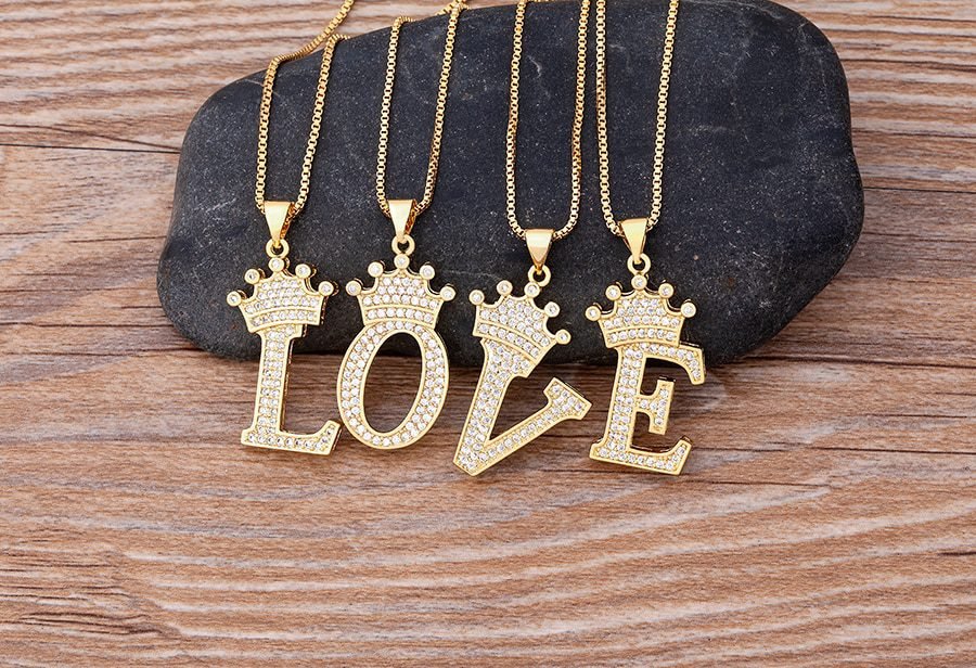 New Luxury Copper Zircon A-Z Crown Alphabet Pendant Chain Necklace Punk Hip-Hop Style Fashion Woman Man Initial Name Jewelry
