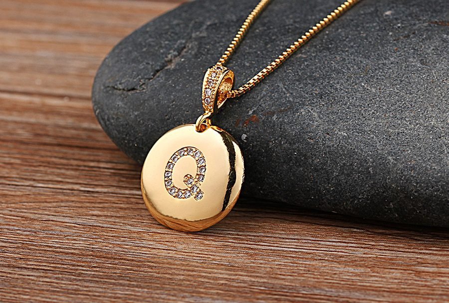 Top Quality Women Girls Initial Letter Necklace Gold 26 Letters Charm Necklaces Pendants Copper CZ Jewelry Personal Necklace