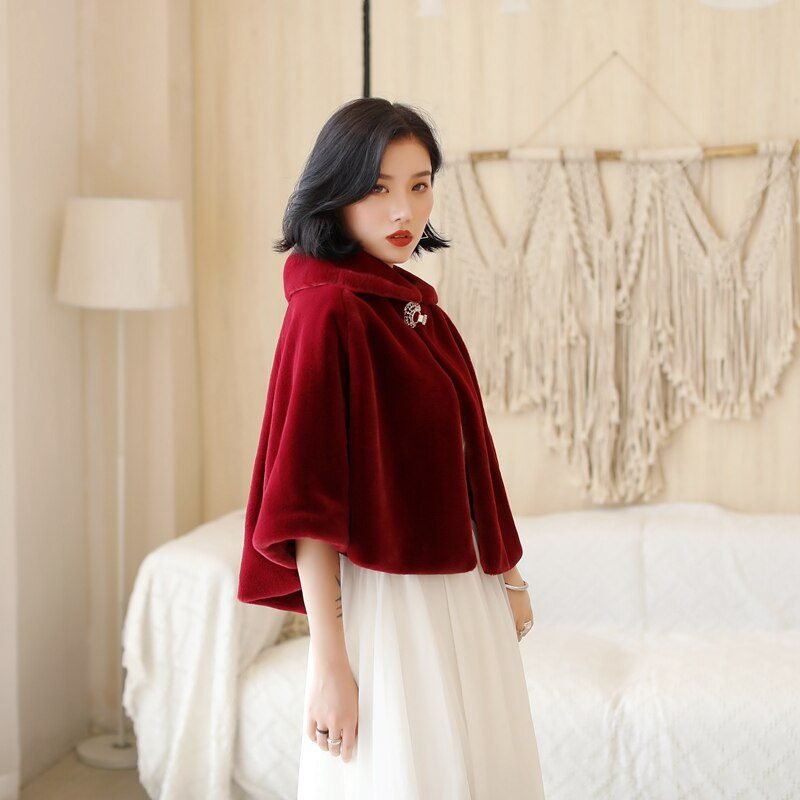 Wine Red Formal Party Evening Jackets Wraps Faux Fur cloaks Wedding Capes Winter Women Bolero Wrap Shawls In Stock 2020 shrug