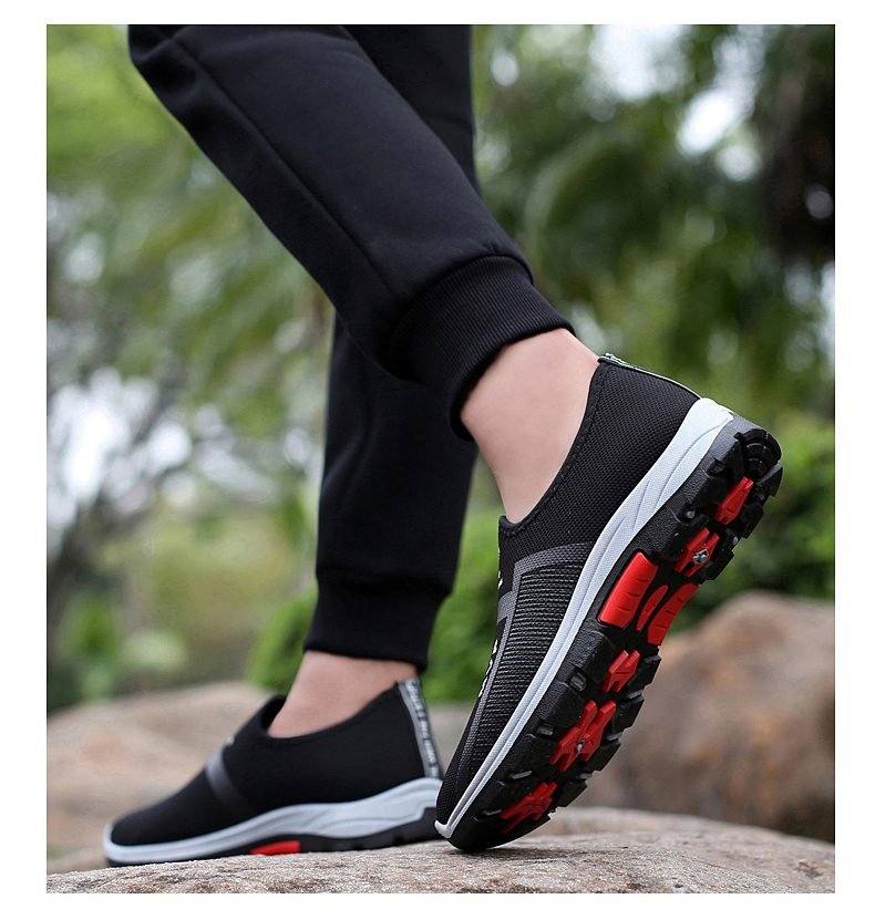 Summer Mesh Men Shoes Lightweight Sneakers Men Fashion Casual Walking Shoes Breathable Slip on Mens Loafers Zapatillas Hombre