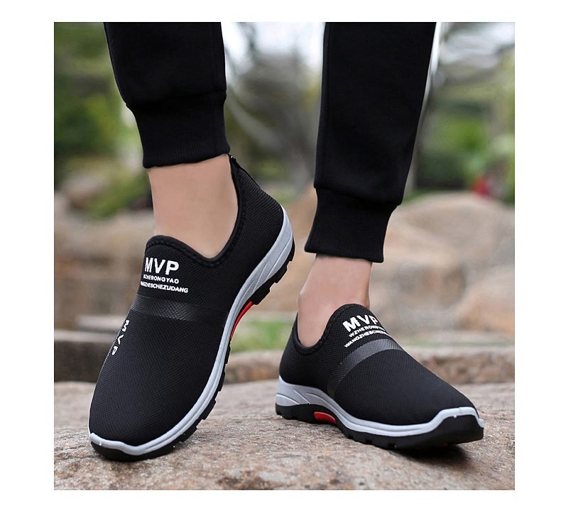 Summer Mesh Men Shoes Lightweight Sneakers Men Fashion Casual Walking Shoes Breathable Slip on Mens Loafers Zapatillas Hombre