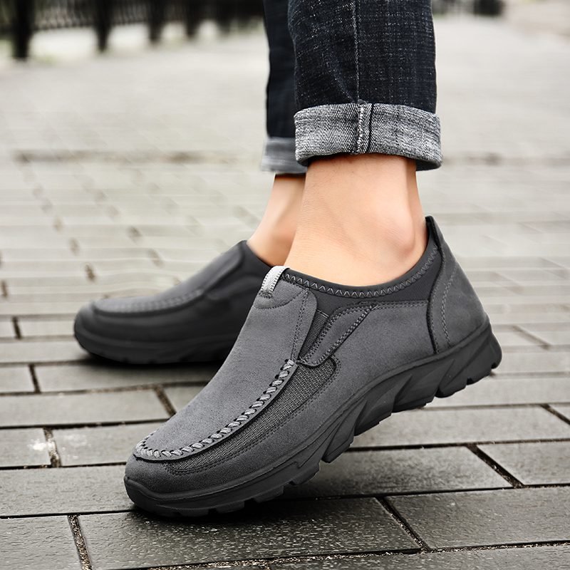 Men Casual Shoes Brand 2021 Fashion Mens Loafers Moccasins Breathable Slip on Retro Driving Shoes Men Sneakers Plus Size 39-48