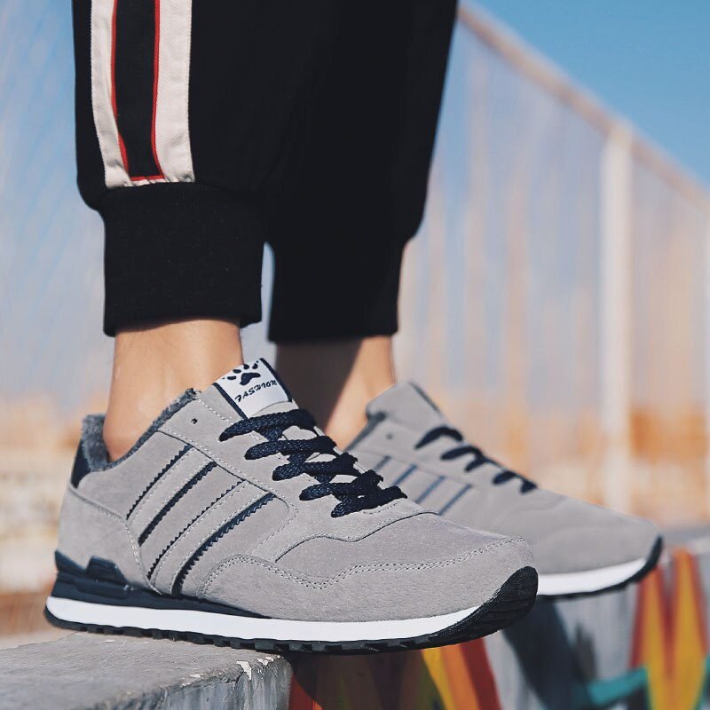 2021 Men Casual Shoes Comfortable Sneakers Artificial Leather Male Spring Flats Trainers Outdoor Mens Shoes Lac-Up Free Shipping