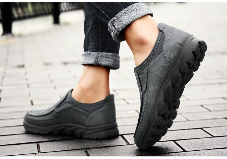 Men Loafers Comfortable Casual Shoes Men Sneakers 2021 Fashion Retro Soft Outdoor Male Walking Casual Footwear Men's Shoes