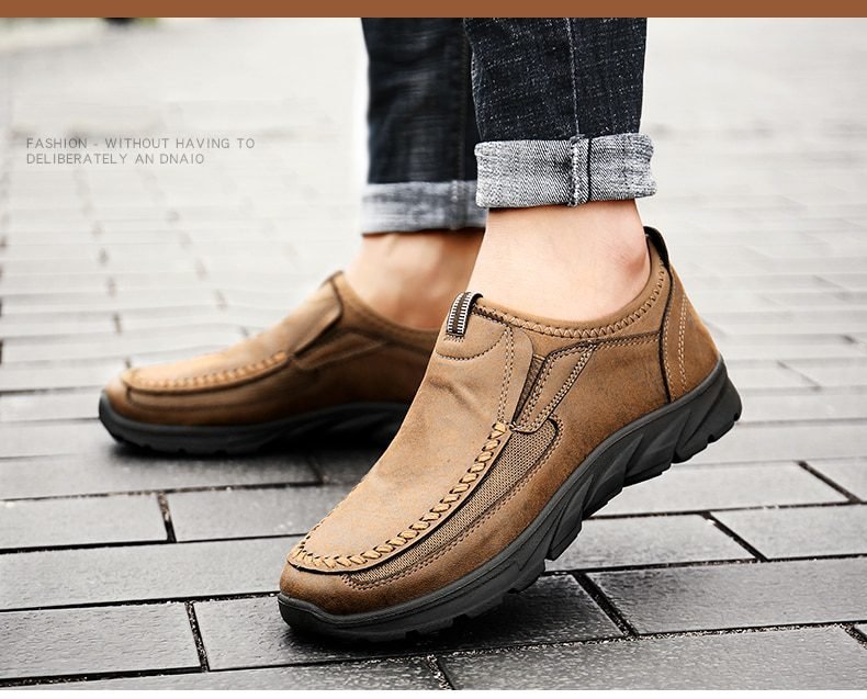 Men Loafers Comfortable Casual Shoes Men Sneakers 2021 Fashion Retro Soft Outdoor Male Walking Casual Footwear Men's Shoes