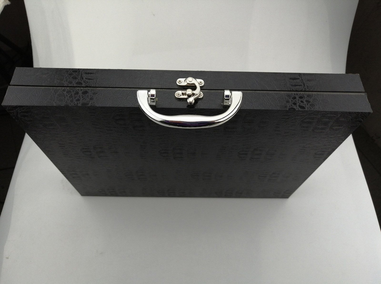 24pcs White Gold Dinnerware Set Stainless Steel Knife Fork Spoon Cutlery Set Kitchen Tableware Set Flatware Set Wholesale