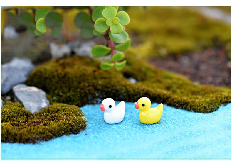 5 Pcs Cute Yellow Duck Miniature Figurine Ornaments Micro Landscape Decoration Accessories Simulated Animal Resin Charms Crafts