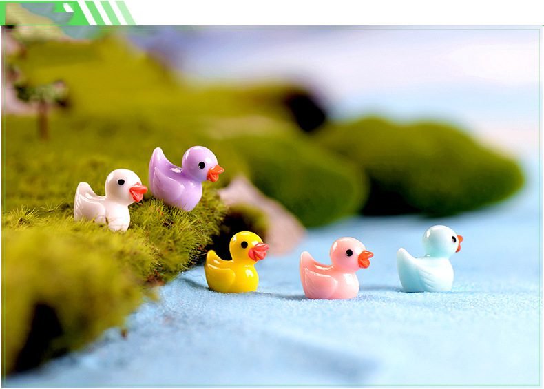 5 Pcs Cute Yellow Duck Miniature Figurine Ornaments Micro Landscape Decoration Accessories Simulated Animal Resin Charms Crafts