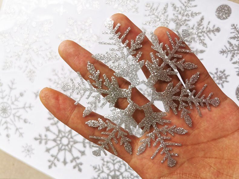 Glitter Effect Snowflake Electrostatic Wall Sticker Christmas Kids Room Decor Glass Window Home Decoration New Year Wallpaper