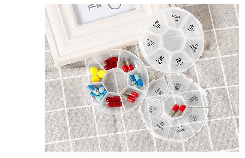 Medicine Pill Cutter Box Portable Drug Box Useful Grinder Splitter Medicine Pill Holder Tablet Cutter Splitter Divider Pill Case