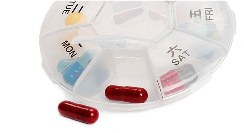 Medicine Pill Cutter Box Portable Drug Box Useful Grinder Splitter Medicine Pill Holder Tablet Cutter Splitter Divider Pill Case