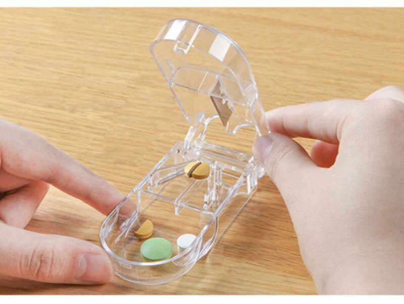 Medicine Pill Cutter Box Portable Drug Box Useful Grinder Splitter Medicine Pill Holder Tablet Cutter Splitter Divider Pill Case