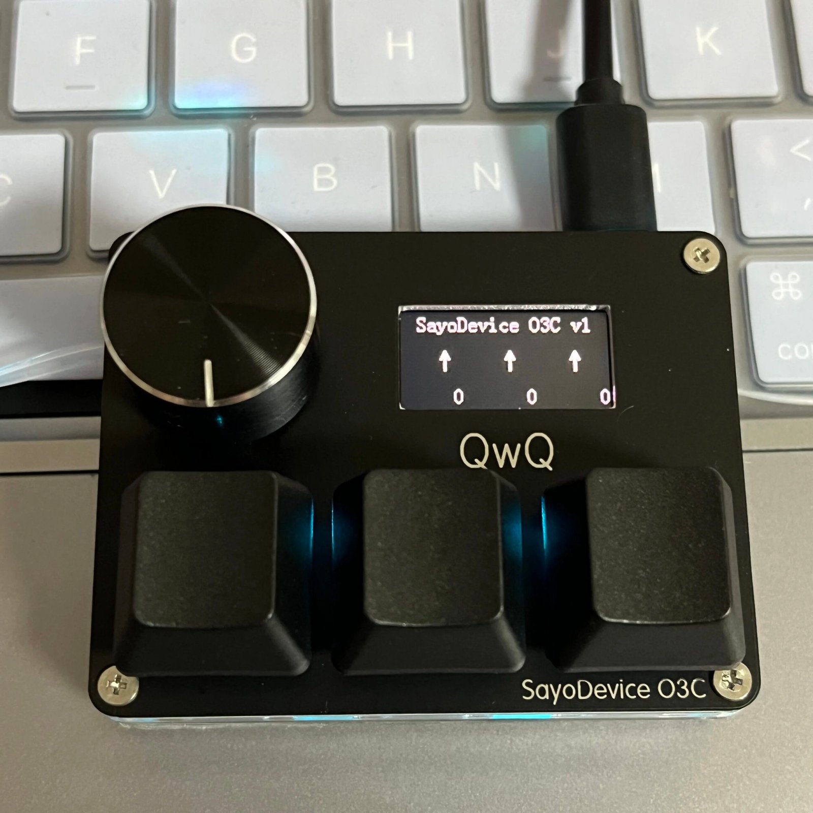 O3C SayoDevice OSU O3C Rapid Trigger Hall Switches Magnetic Pink Switches Keyboard With Knob Screen Copy Paste Shotcut